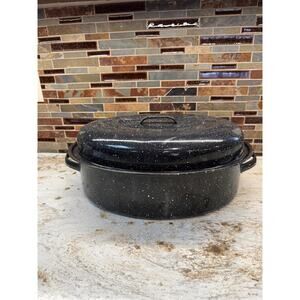 Vintage Enamel Roaster, Oval Black Speckled, Covered Roasting Pan, Large 16-1/2"